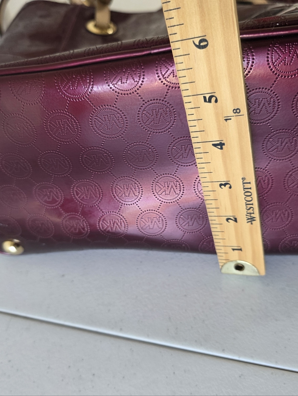 Michael Kors Jet Set East West Signature Bordeaux Patent Leather Tote Roomy - Picture 12 of 16